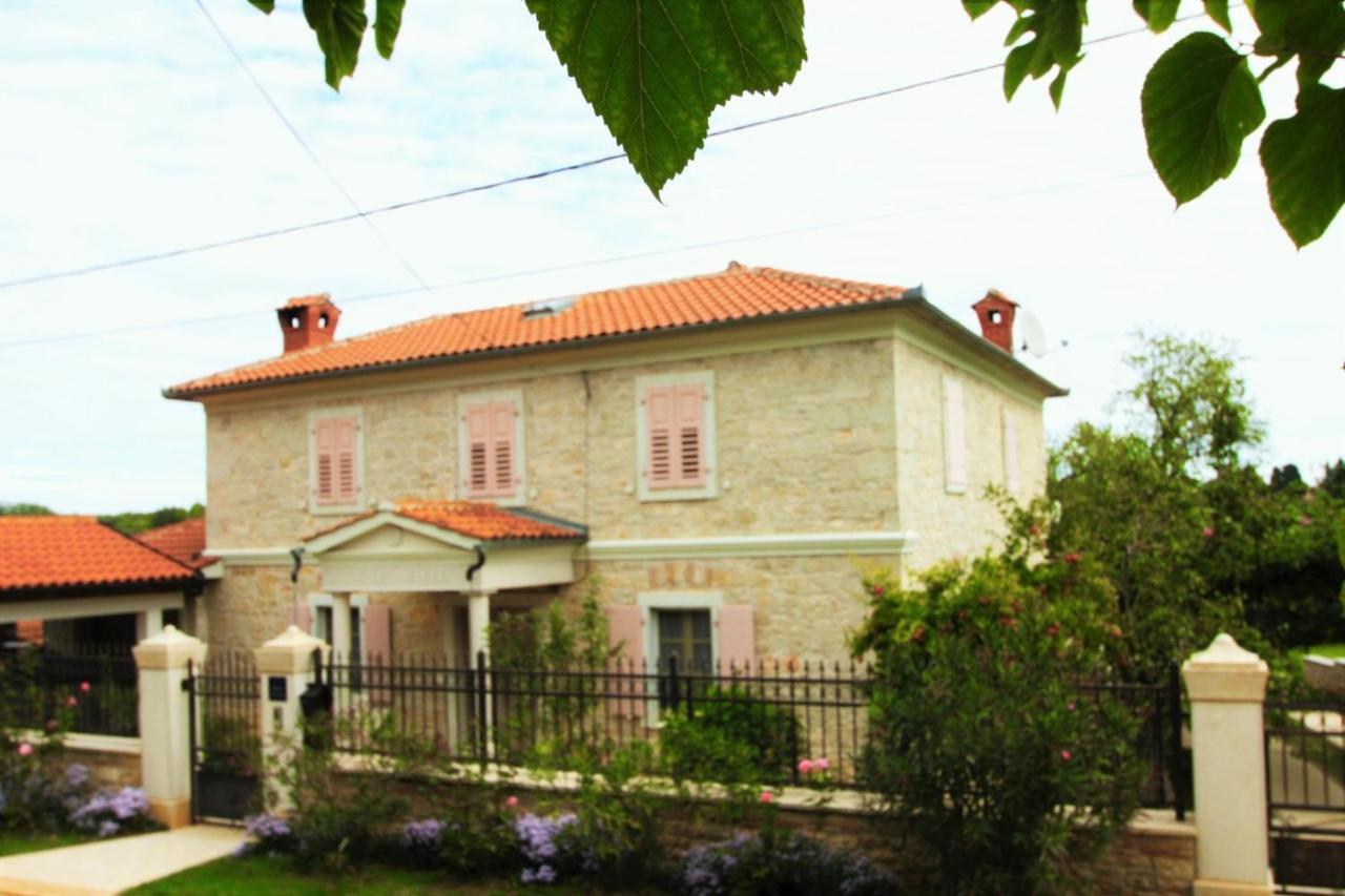 Apartment Marija Kaštelir Exterior foto